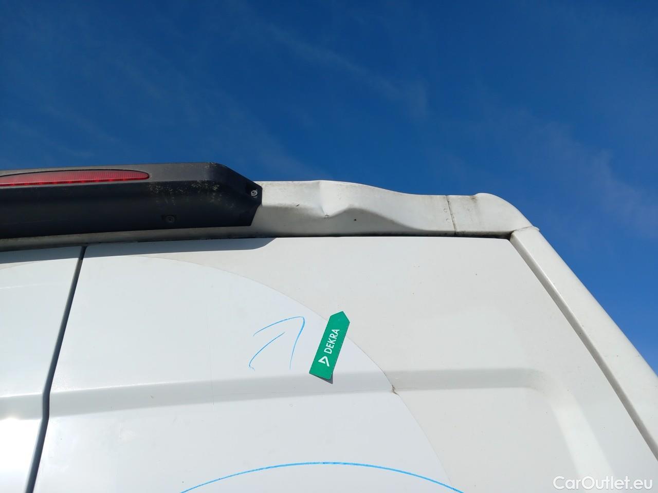  Iveco  Daily IVECO  / 2014 / 4P / furgón 2.3 TD 35S 14 V 4100/H2 #18