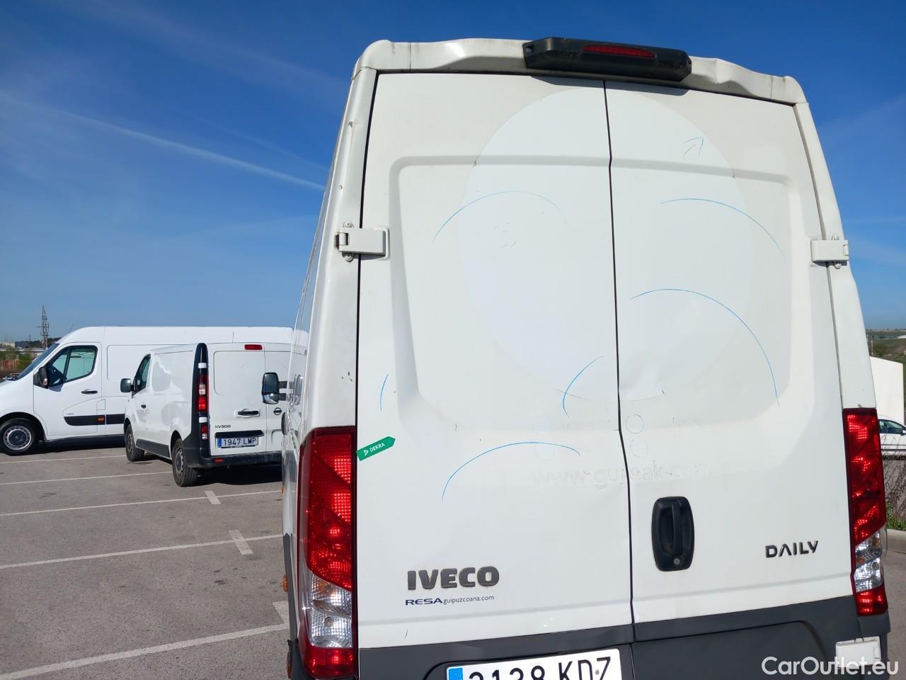  Iveco  Daily IVECO  / 2014 / 4P / furgón 2.3 TD 35S 14 V 4100/H2 #20