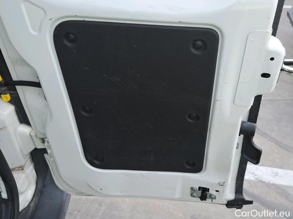  Fiat  Fiorino III  Cargo 1.3 Multijet 95CV MT5 E6 #51