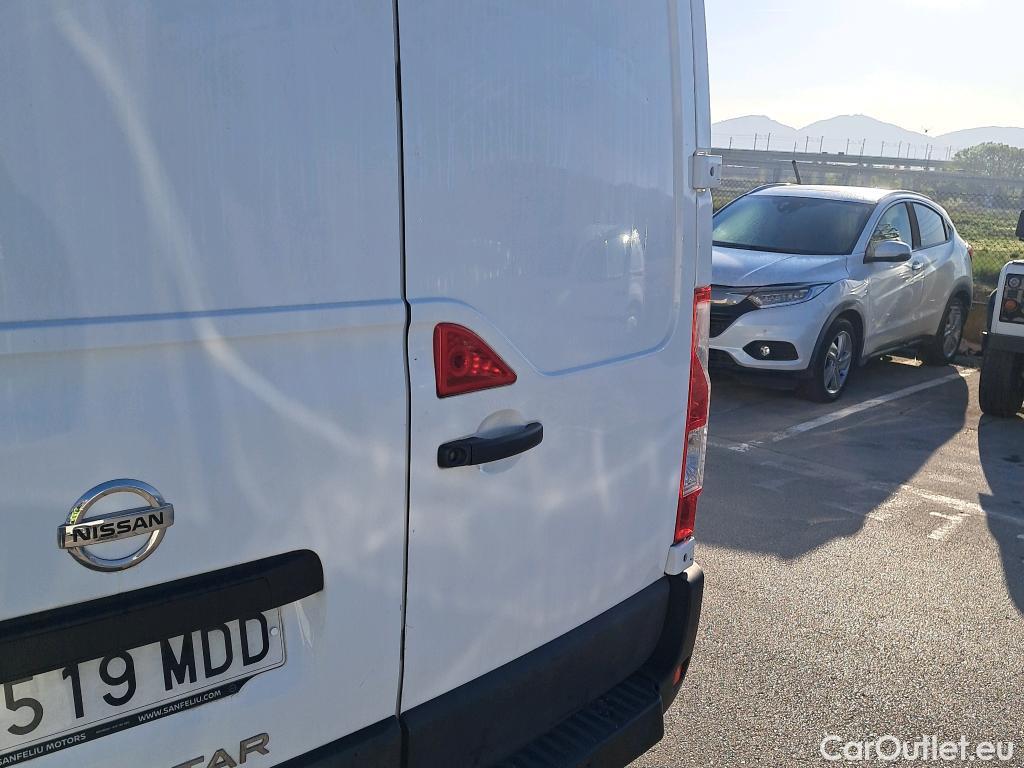  Land Rover  Discovery NISSAN Interstar / 2018 / 4P / furgón L1H1 3,5T 2.3dCi 99kW FWD GO #31