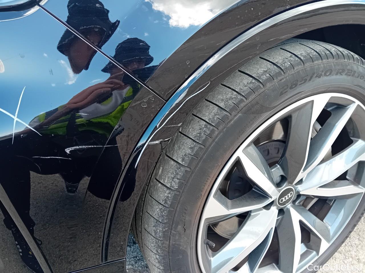  Audi  Q7 AUDI  / 2019 / 5P / todoterreno Black line 55 TFSIe 280kW(381CV) qua tip #22