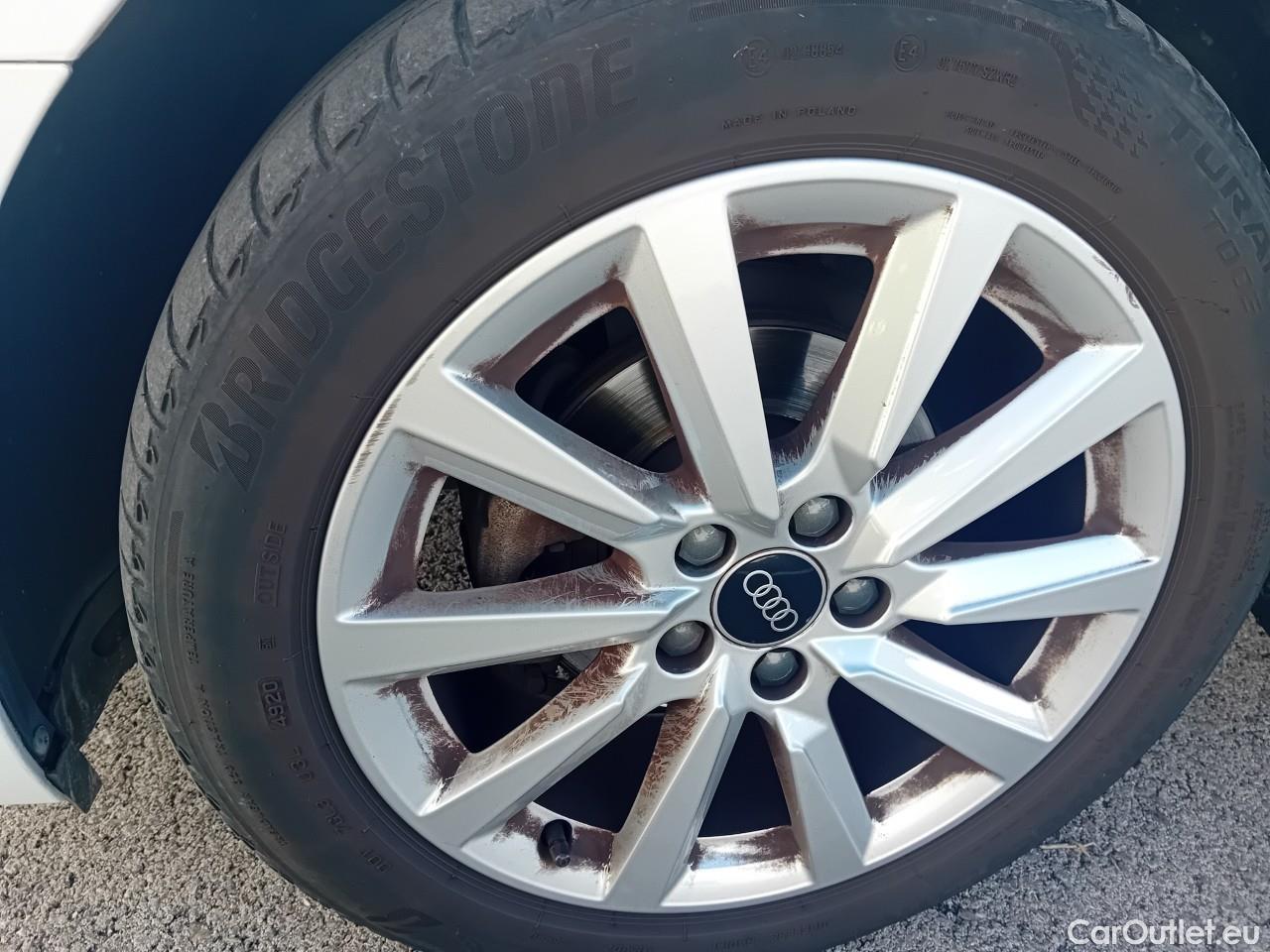  Audi  A1 Sportback AUDI A1 / 2018 / 5P / berlina con portón Sportback Advanced 25 TFSI 70kW (95CV) #11