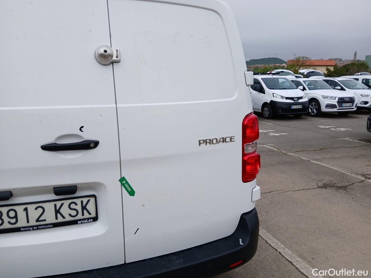  Toyota  Proace TOYOTA  / 2016 / 4P / furgón FU. MEDIO (L1) 2.0D 90kW COMFORT CARGA + #48