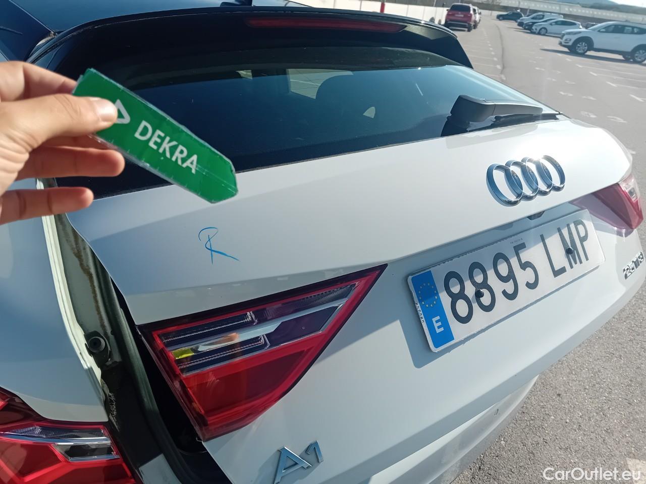  Audi  A1 Sportback AUDI A1 / 2018 / 5P / berlina con portón Sportback Advanced 25 TFSI 70kW (95CV) #17