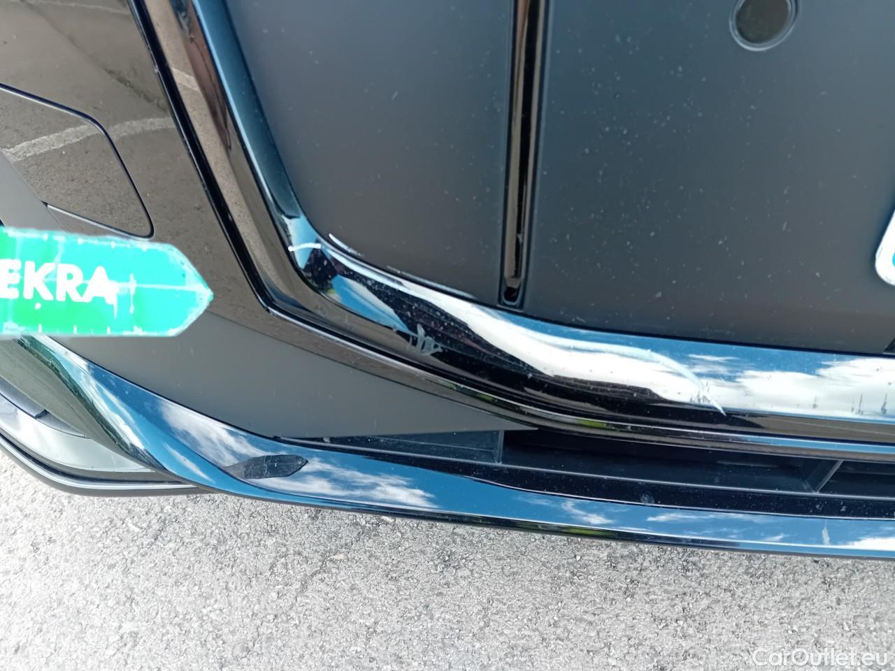  Audi  Q7 AUDI  / 2019 / 5P / todoterreno Black line 55 TFSIe 280kW(381CV) qua tip #18