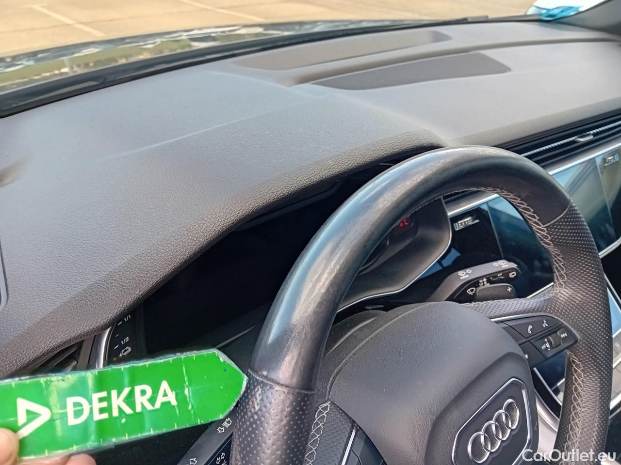 Audi  Q7 AUDI  / 2019 / 5P / todoterreno Black line 55 TFSIe 280kW(381CV) qua tip #3