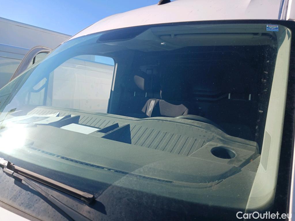  Volkswagen  Crafter  Furgón Furgón 35 BL TA FWD 2.0 TDI 140CV MT6 E6 #1