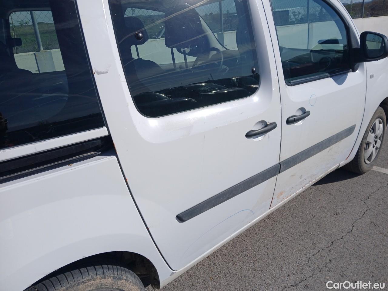  Renault  Kangoo  II Profesional 1.5 dCi 95CV MT6 E6dT #32
