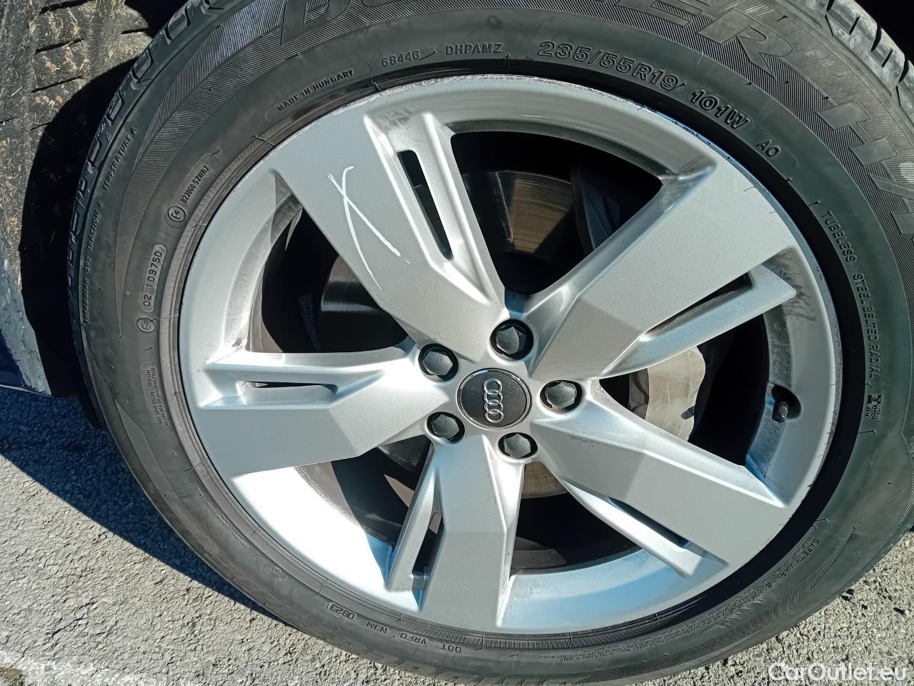  Audi  Q5 AUDI  / 2016 / 5P / todoterreno S line 55 TFSI E quattro S tronic #11