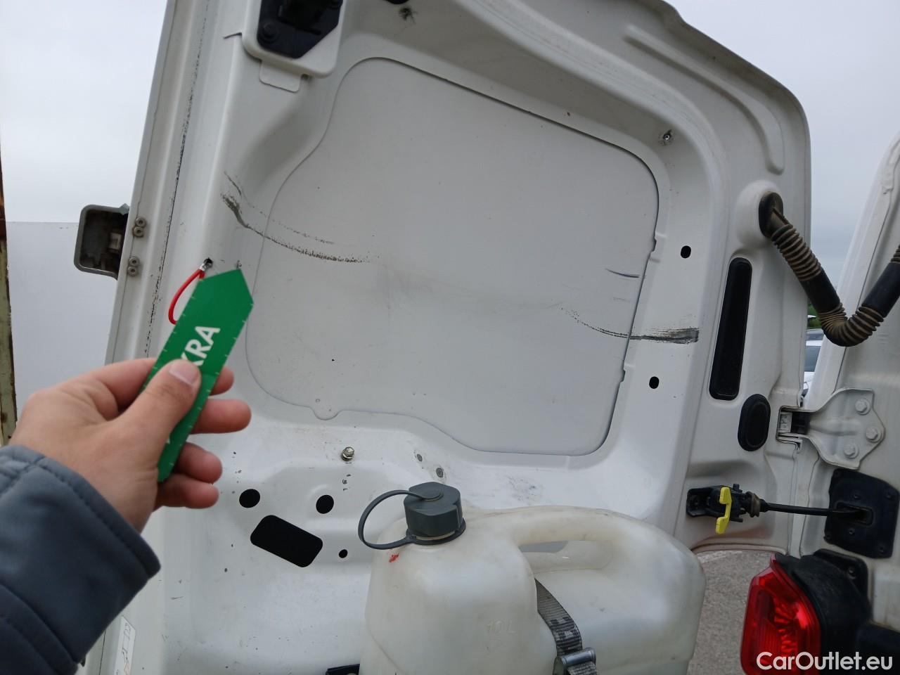  Toyota  Proace TOYOTA  / 2016 / 4P / furgón FU. MEDIO (L1) 2.0D 90kW COMFORT CARGA + #12