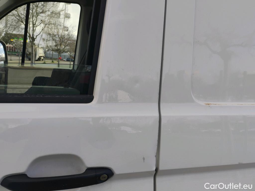  Volkswagen  Crafter  Furgón 30 Furgón BM TA FWD 2.0 TDI 100CV MT6 E6 #95