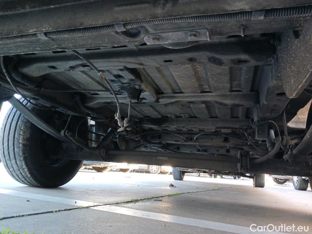  Volkswagen  Crafter  Furgón Furgón 35 BL TA FWD 2.0 TDI 140CV MT6 E6 #17
