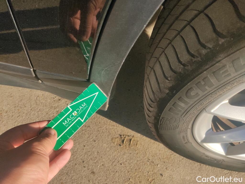  Bmw  X1 BMW  / 2019 / 5P / todoterreno sDrive18d #23