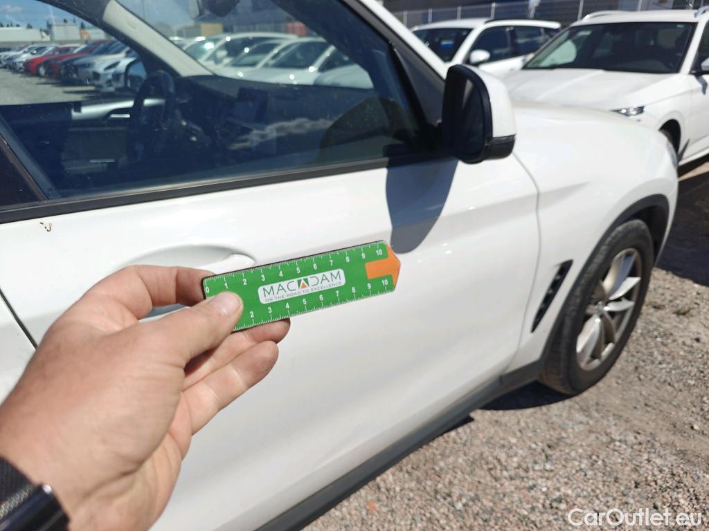  Bmw  X3 BMW  / 2017 / 5P / todoterreno sDrive18d #28