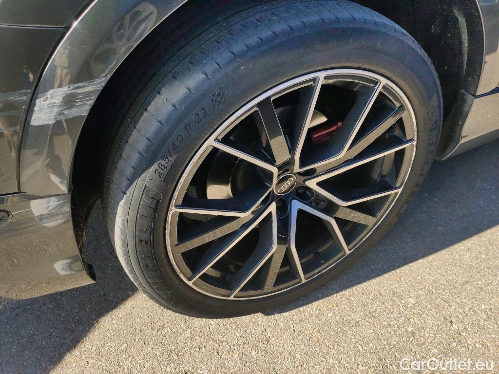  Audi  Q8 AUDI  / 2018 / 5P / todoterreno 55 TFSIe 280kW Black Line Pl quattro tip #13