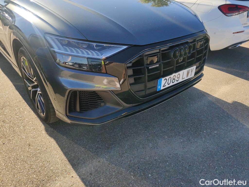  Audi  Q8 AUDI  / 2018 / 5P / todoterreno 55 TFSIe 280kW Black Line Pl quattro tip #26
