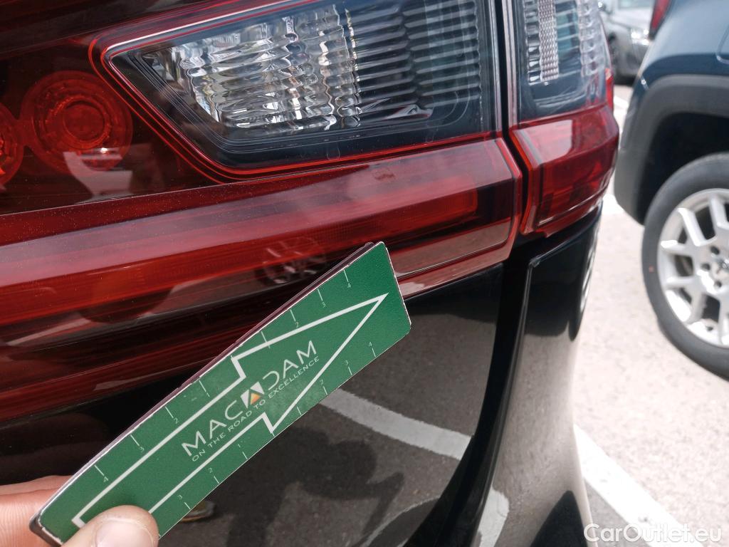  Nissan  Qashqai NISSAN  / 2017 / 5P / todoterreno dCi 85 kW (115 CV) E6D DCT N-CONNECTA #80
