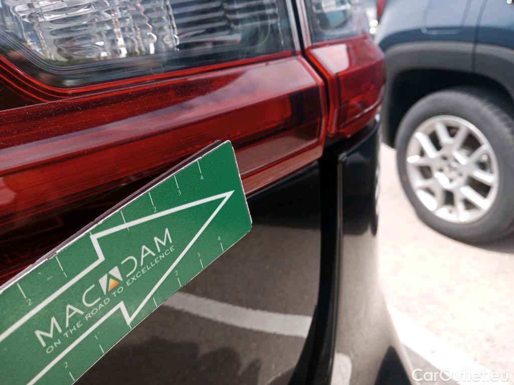 Nissan  Qashqai NISSAN  / 2017 / 5P / todoterreno dCi 85 kW (115 CV) E6D DCT N-CONNECTA #79