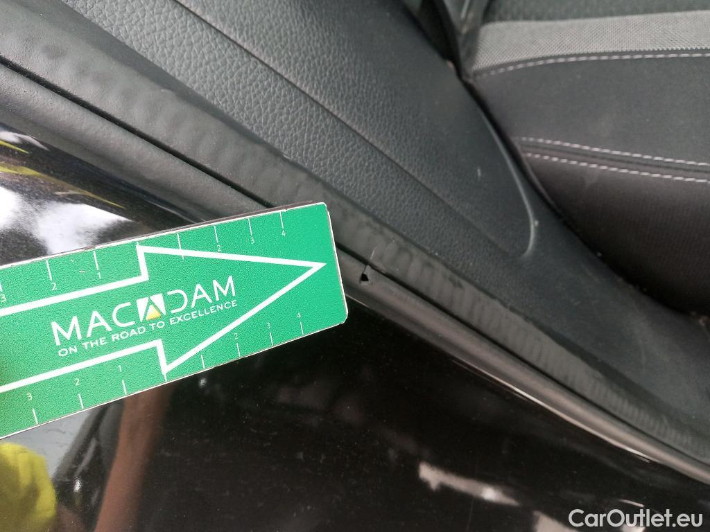  Nissan  Qashqai NISSAN  / 2017 / 5P / todoterreno dCi 85 kW (115 CV) E6D DCT N-CONNECTA #36