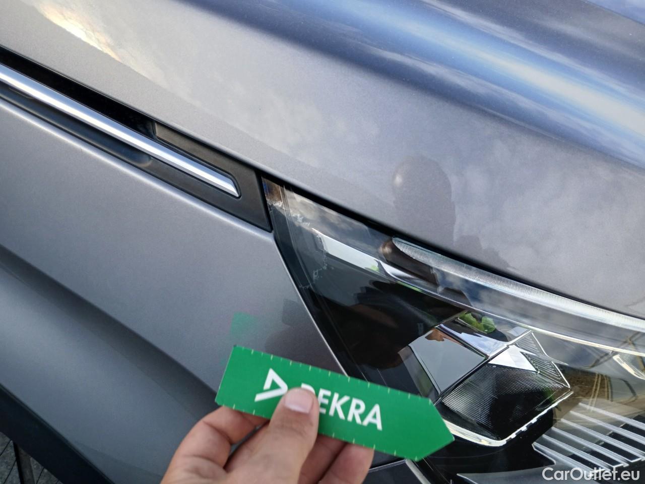  Peugeot  5008  Allure 1.2 PureTech 130CV AT8 7 Plazas E6d #12