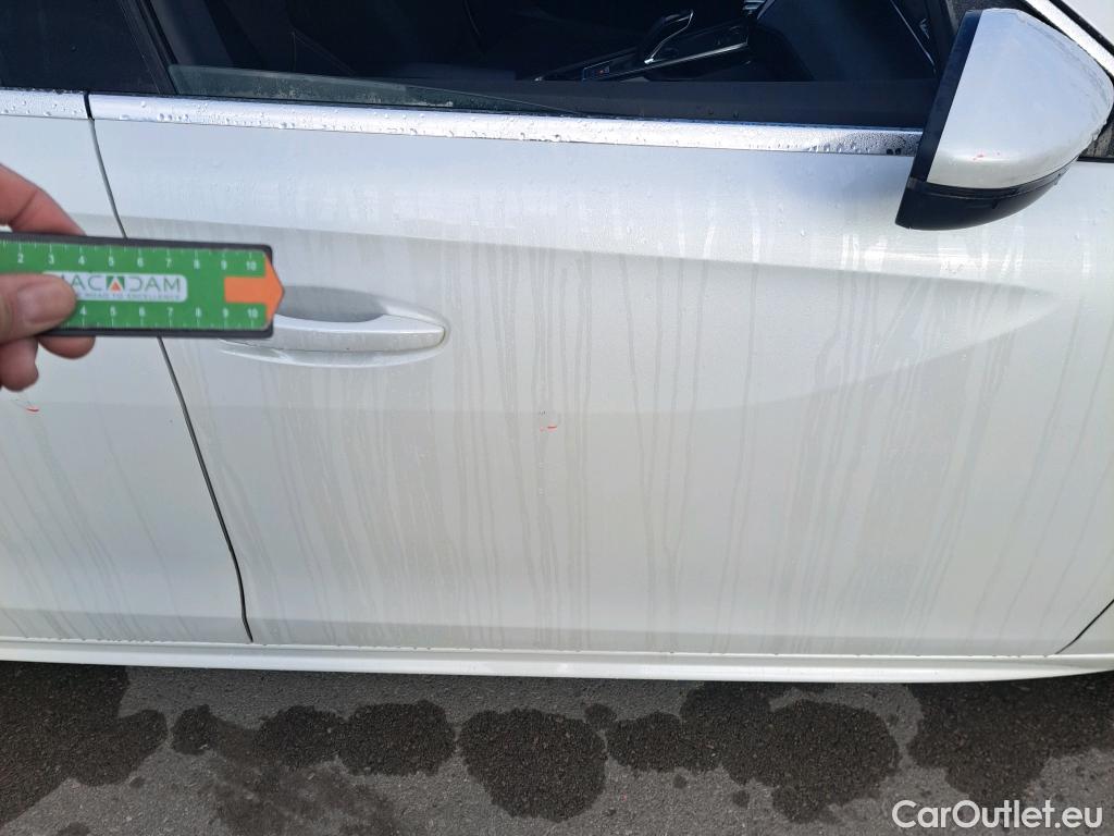 Peugeot  508 PEUGEOT  / 2018 / 5P / berlina con portón 5P Business Line BlueHDi 130 EAT8 #20