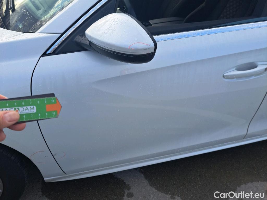  Peugeot  508 PEUGEOT  / 2018 / 5P / berlina con portón 5P Business Line BlueHDi 130 EAT8 #1