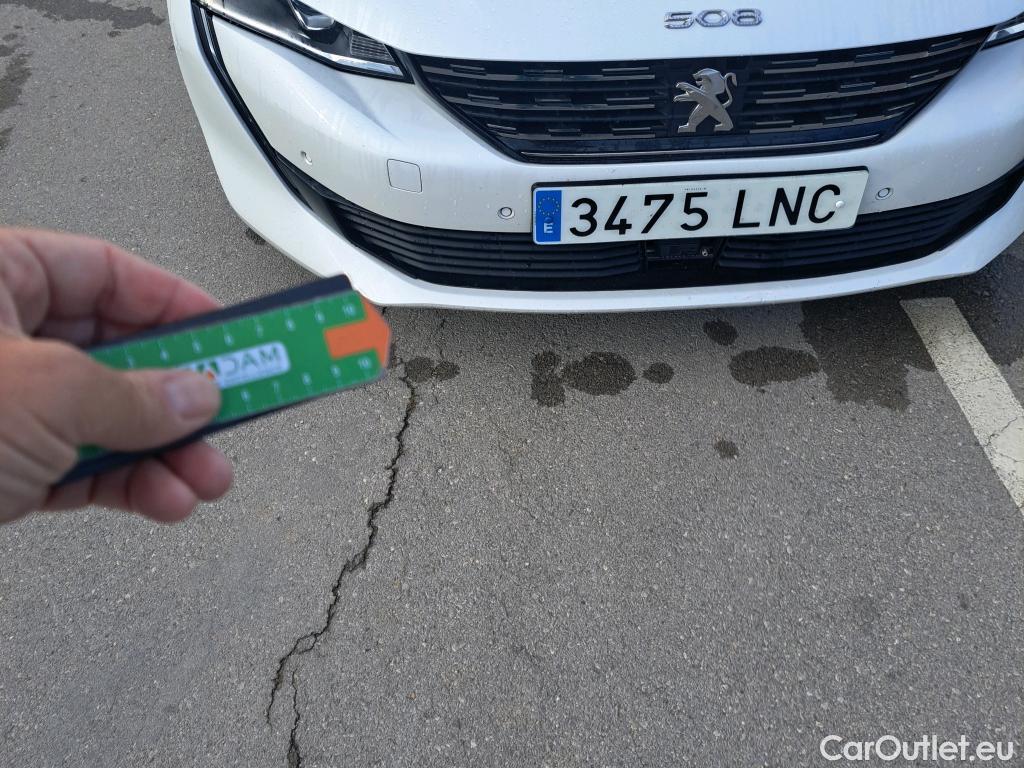  Peugeot  508 PEUGEOT  / 2018 / 5P / berlina con portón 5P Business Line BlueHDi 130 EAT8 #9