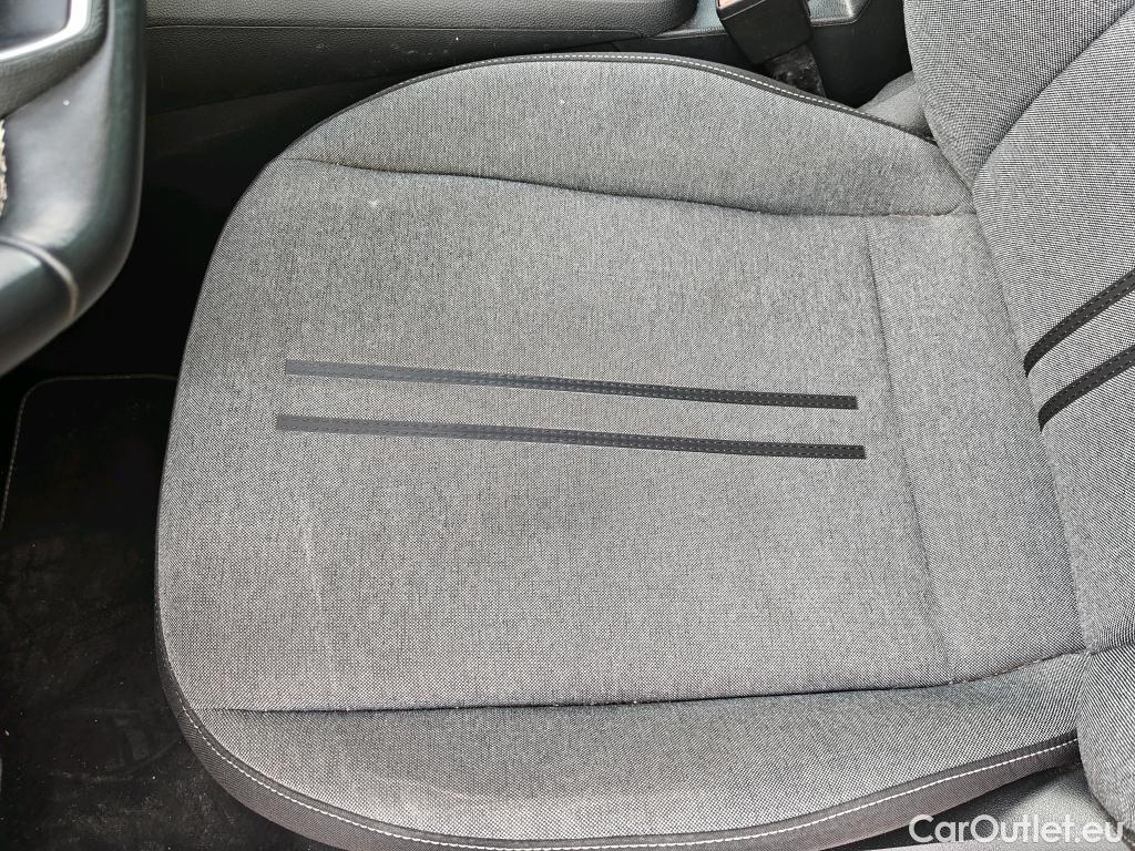  Seat  ATECA SEAT  1.5 TSI 110kW DSG S&S Style Go #23