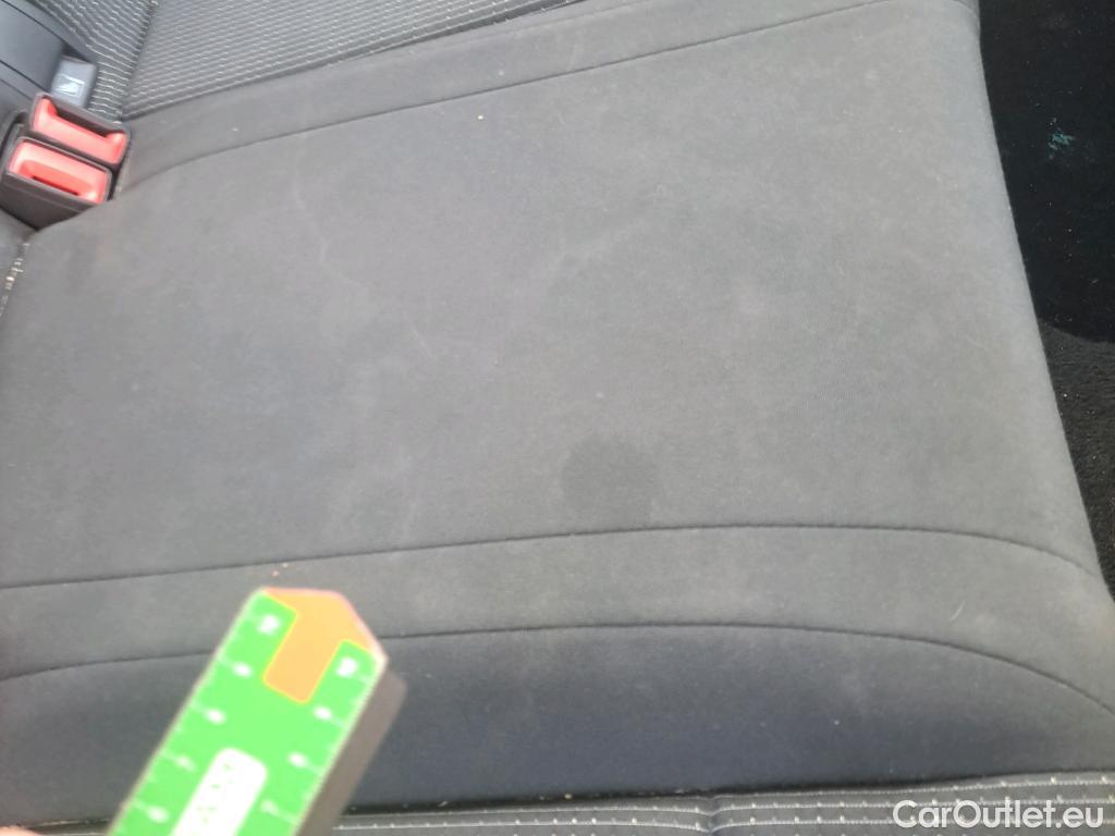  Volkswagen  Golf  VIII Lim. 1.0 TSI 110CV MT6 E6d #9