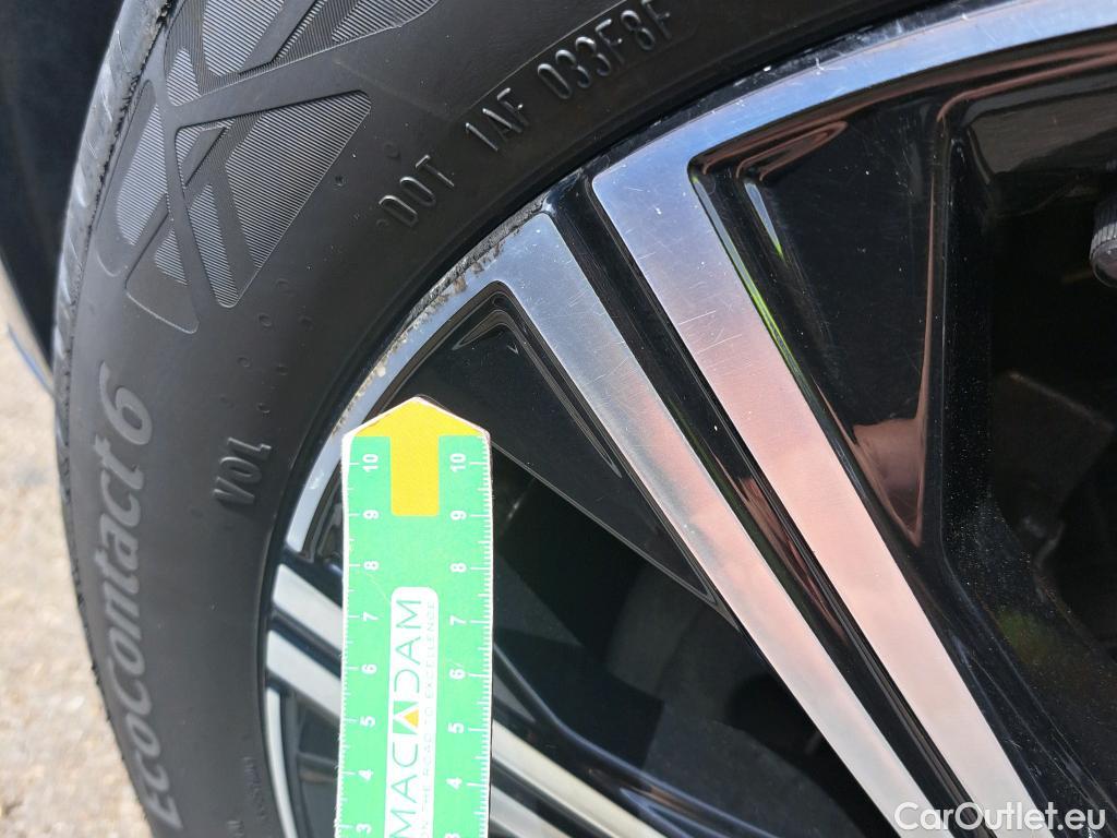  Volvo  XC90  Inscription AWD 2.0 B5 235CV AT8 E6dT #10