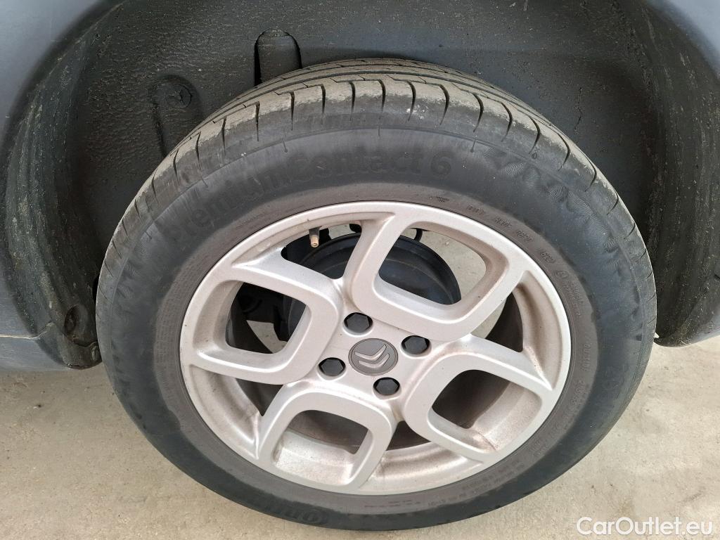  Citroen  C4 Cactus  Feel Business 1.5 BlueHDi 100CV BVM6 E6dT #96
