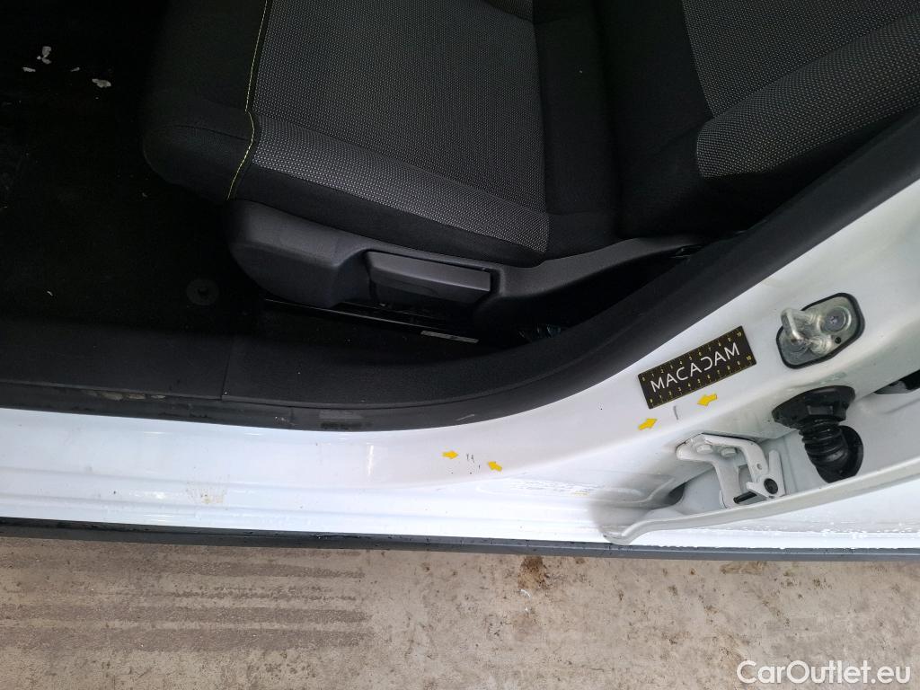 Citroen  C3  Feel 1.2 PureTech 80CV BVM5 E6 #74