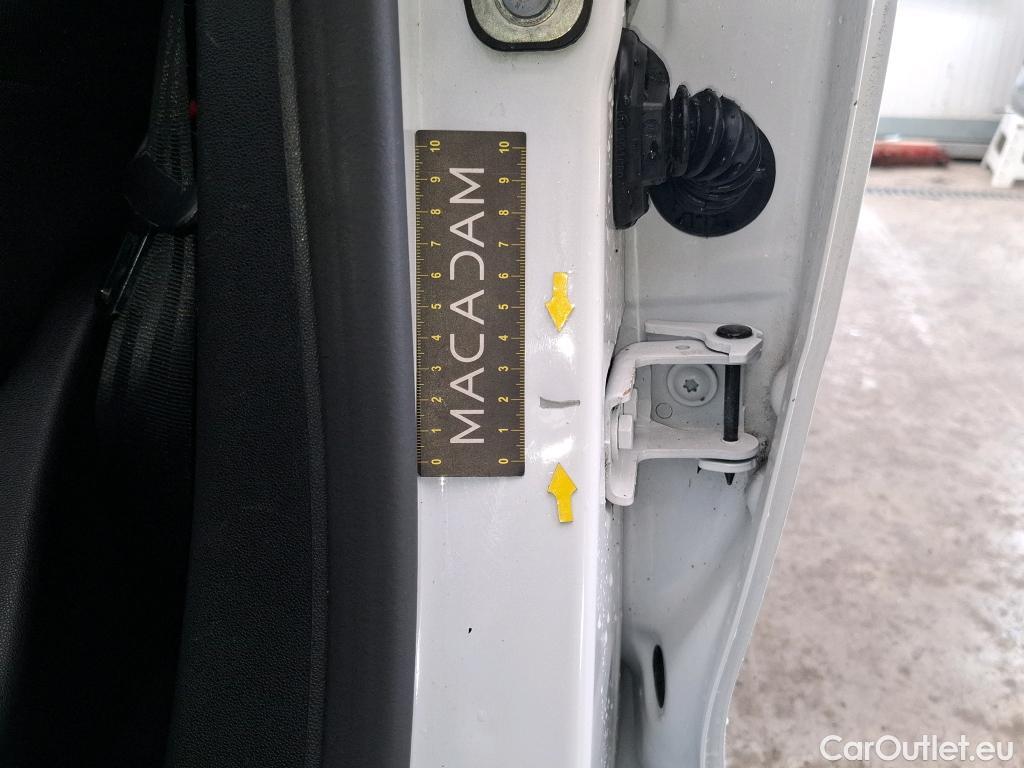  Citroen  C3  Feel 1.2 PureTech 80CV BVM5 E6 #75