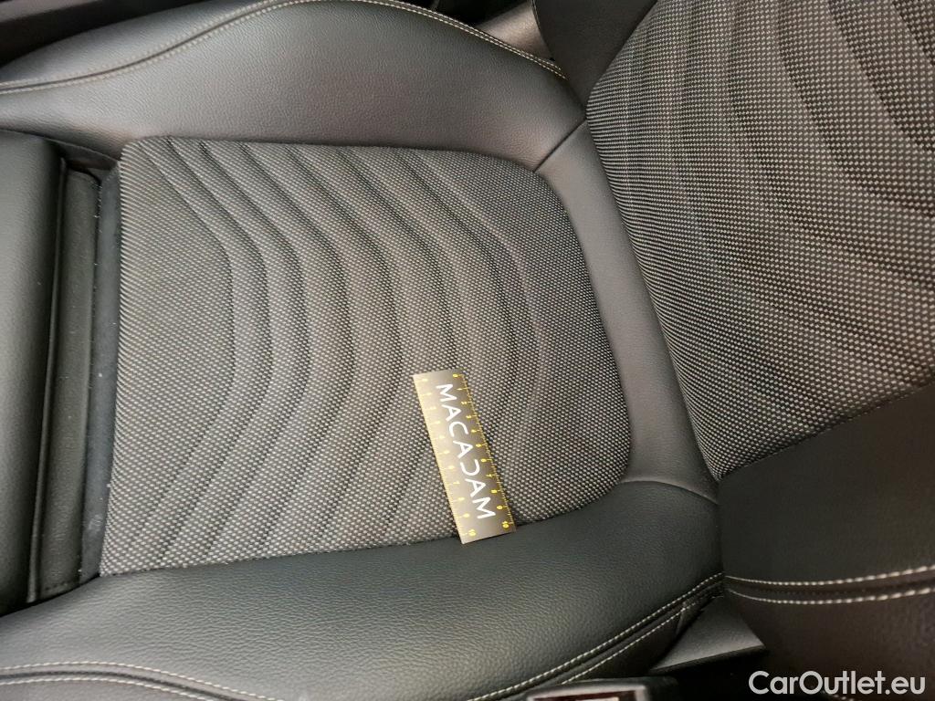  Mercedes  B-Klasse MERCEDES-BENZ Classe B / 2019 / 5P / monospace B 200 d Business Line BA8 #49
