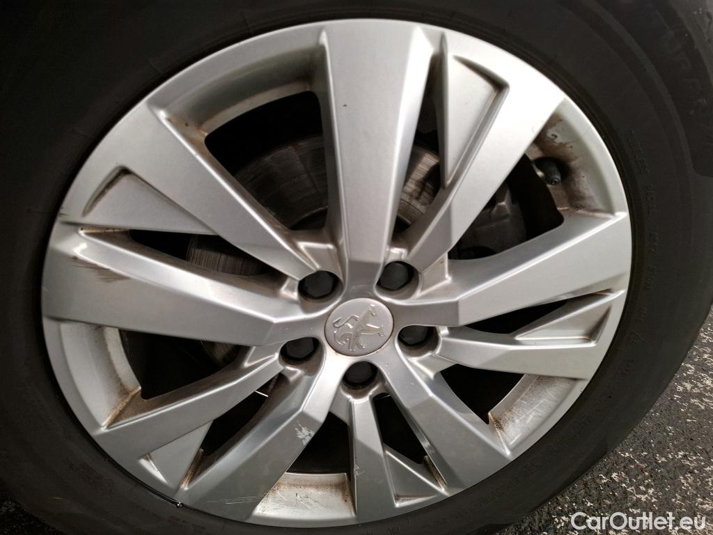  Peugeot  5008  Active Business 1.2 PureTech 130CV BVA8 7 Sieges E6d #16