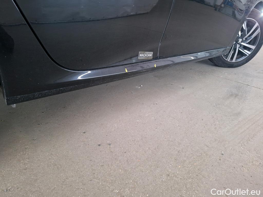  Peugeot  208  Allure Business 1.2 PureTech 100CV BVM6 E6d #27