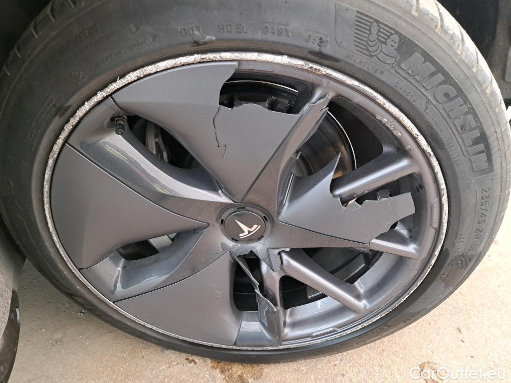  Tesla  Model 3 TESLA  / 2018 / 4P / Berline Long Range Dual Motor AWD #36