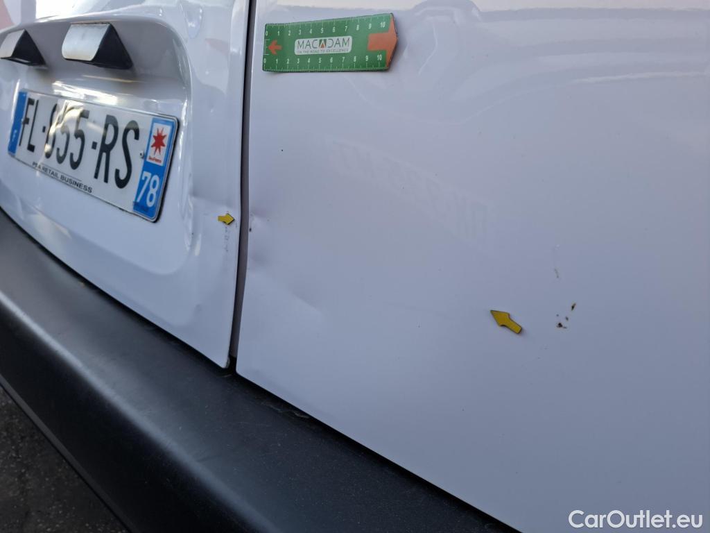  Citroen  Berlingo  Fourgon Club M 650 1.5 BlueHDi 100CV BVM5 E6dT #17