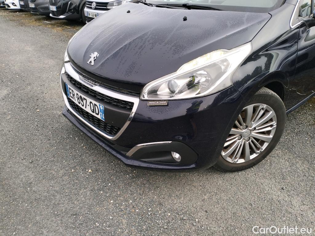  Peugeot  208 PEUGEOT   2015  5P  Berline 16 BlueHDi 100 Allure #18