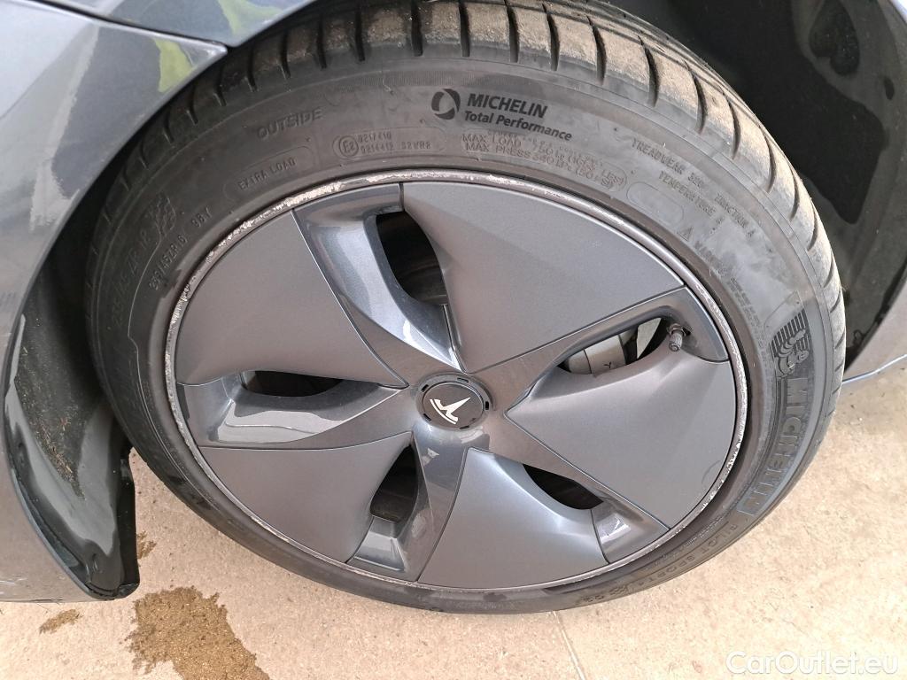  Tesla  Model 3 TESLA  / 2018 / 4P / Berline Long Range Dual Motor AWD #31