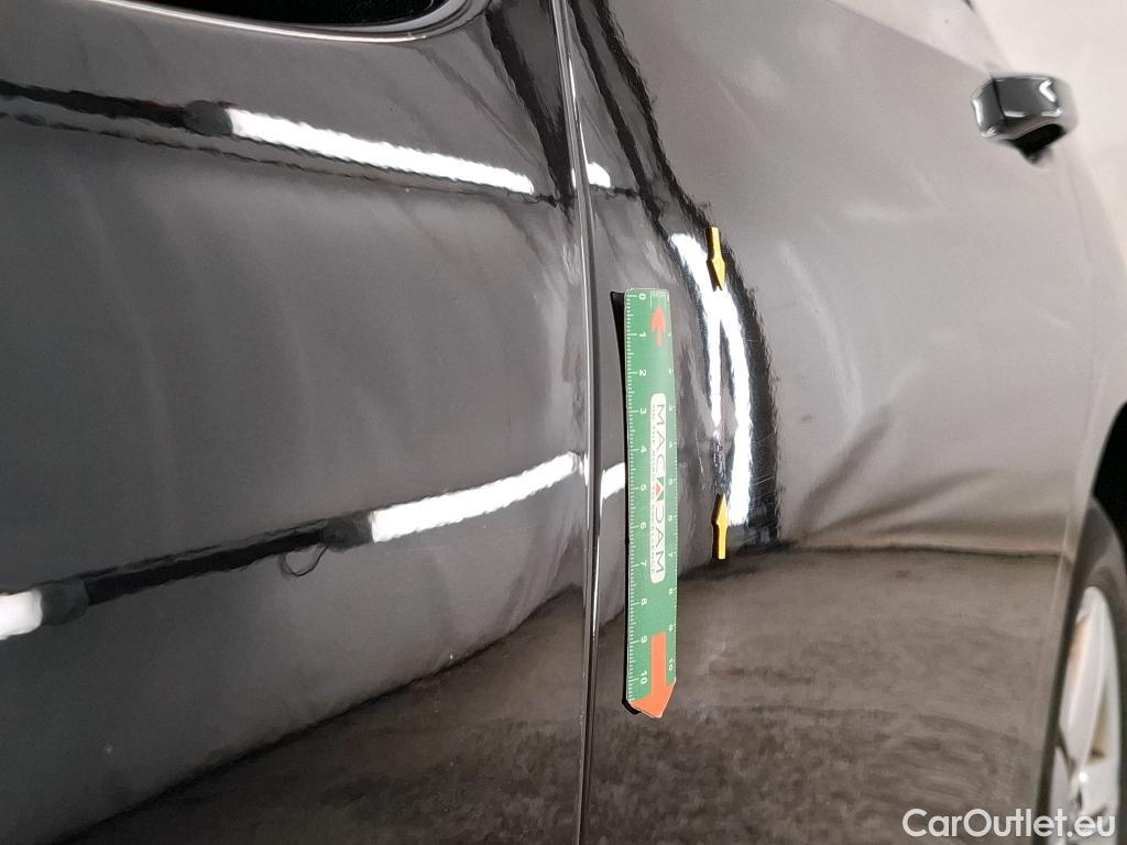 Volkswagen  Golf  VOLKSWAGEN / 2020 / 5P / Berline 2.0 TDI SCR 115 BVM6 Life Busi #2