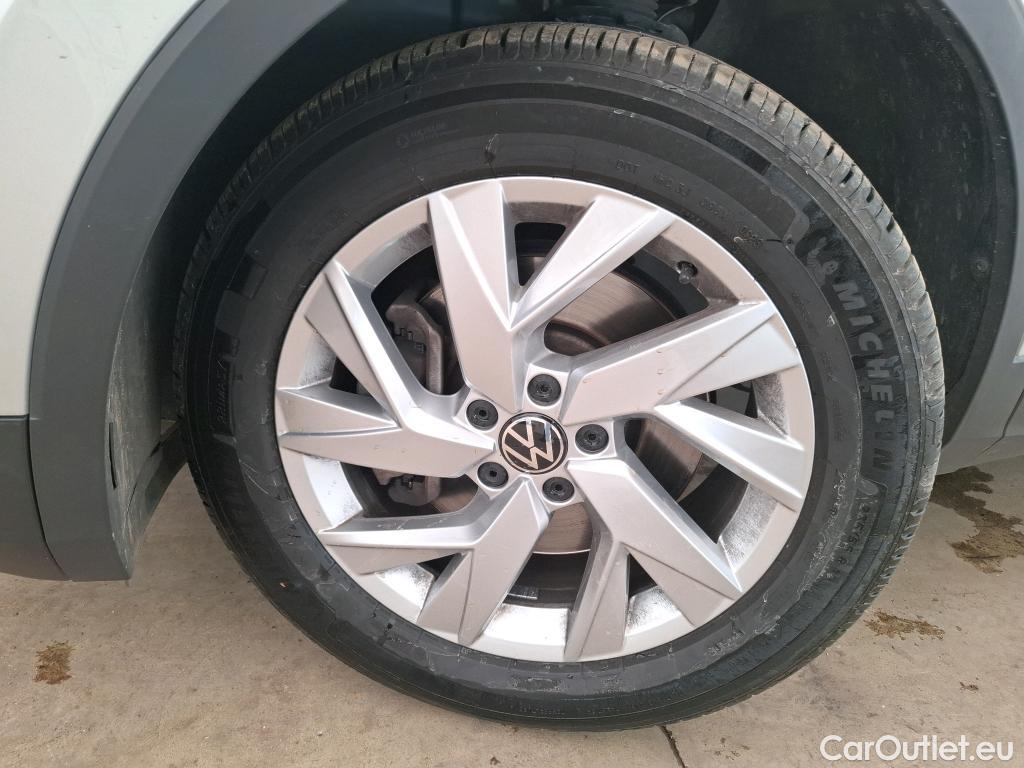  Volkswagen  Tiguan VOLKSWAGEN  / 2020 / 5P / SUV 2.0 TDI 200 DSG7 Elegance 4Motion #30