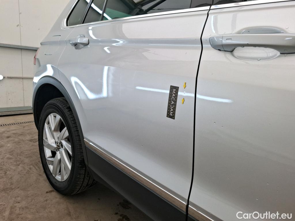  Volkswagen  Tiguan VOLKSWAGEN  / 2020 / 5P / SUV 2.0 TDI 200 DSG7 Elegance 4Motion #25