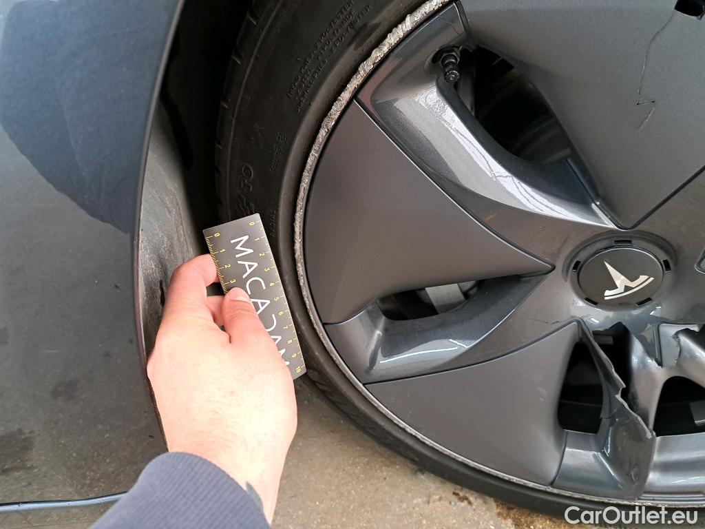  Tesla  Model 3 TESLA  / 2018 / 4P / Berline Long Range Dual Motor AWD #40
