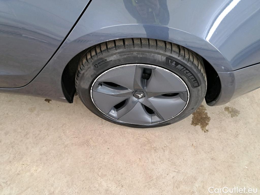  Tesla  Model 3 TESLA  / 2018 / 4P / Berline Long Range Dual Motor AWD #21