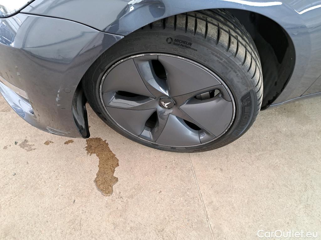  Tesla  Model 3 TESLA  / 2018 / 4P / Berline Long Range Dual Motor AWD #47