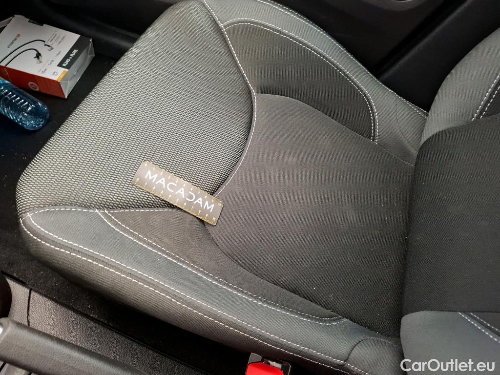  Renault  Clio  IV Air MediaNav 1.5 dCi 75CV BVM5 E6 #24