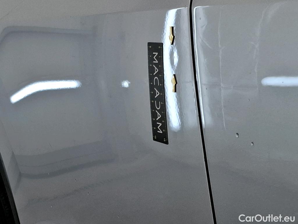  Volkswagen  Tiguan VOLKSWAGEN  / 2020 / 5P / SUV 2.0 TDI 200 DSG7 Elegance 4Motion #26
