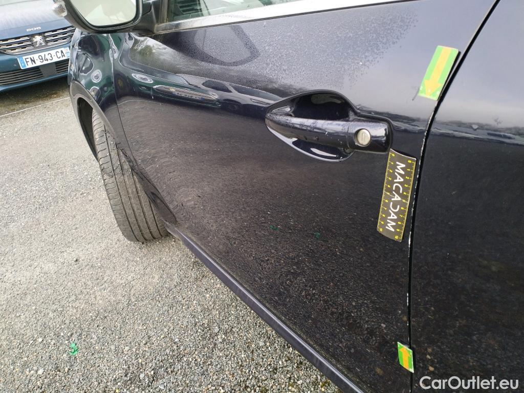  Peugeot  208 PEUGEOT   2015  5P  Berline 16 BlueHDi 100 Allure #1