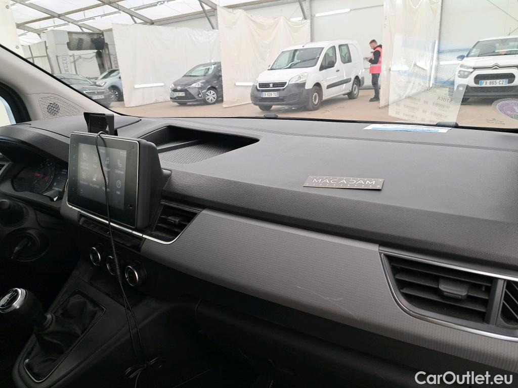  Renault  Kangoo RENAULT  / 2021 / 4P / Fourgonnette GD CONFORT - TCE 100 #24